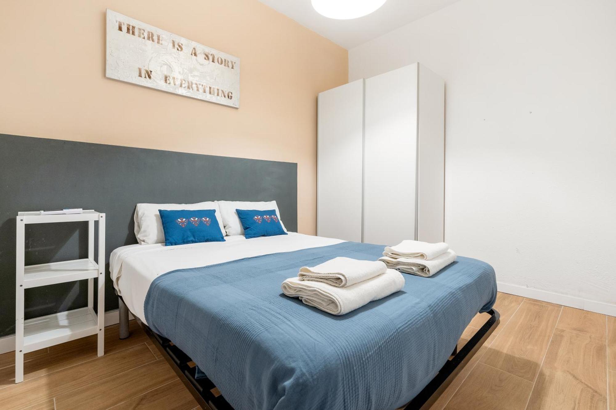 ברצלונה Fridays Flats Spacious 4Br Family Retreat מראה חיצוני תמונה