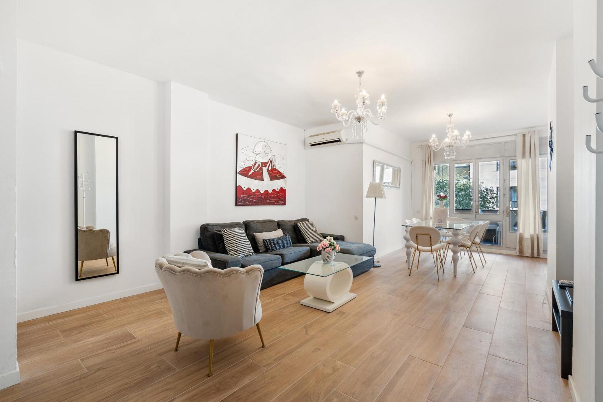 ברצלונה Fridays Flats Spacious 4Br Family Retreat מראה חיצוני תמונה